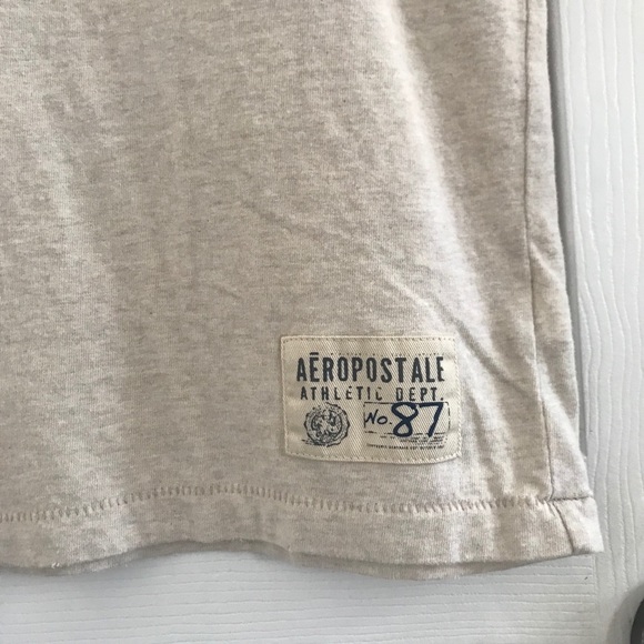 💐Spring Pick💐 Oatmeal Aeropostale Tee - Picture 2 of 9